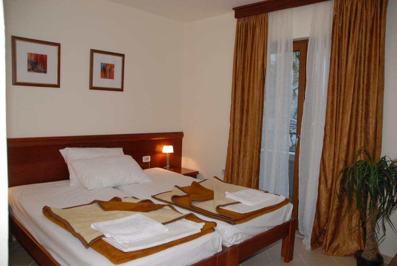 Apartments Krapina Budva Luaran gambar