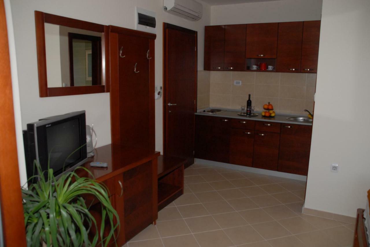 Apartments Krapina Budva Luaran gambar