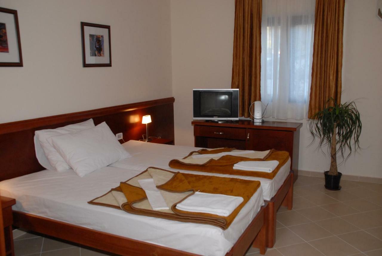 Apartments Krapina Budva Luaran gambar