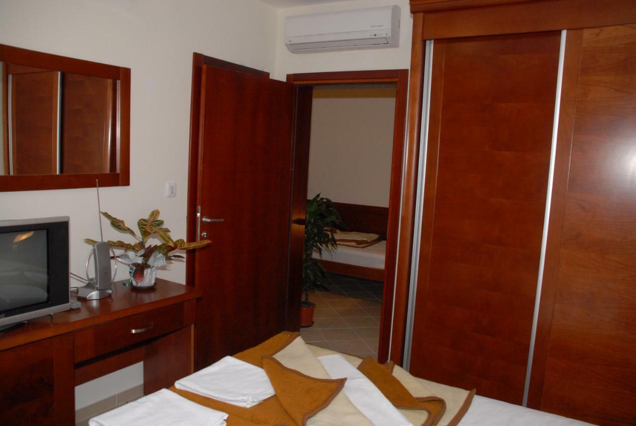 Apartments Krapina Budva Luaran gambar