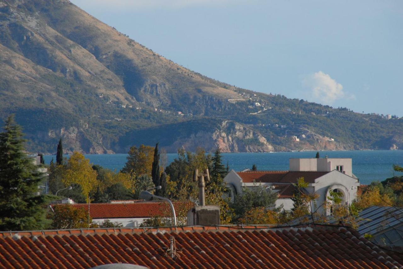 Apartments Krapina Budva Luaran gambar